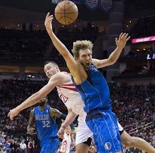 2015年8月：蓝鸟队从老虎队交易得到赛扬投手大卫·普莱斯。